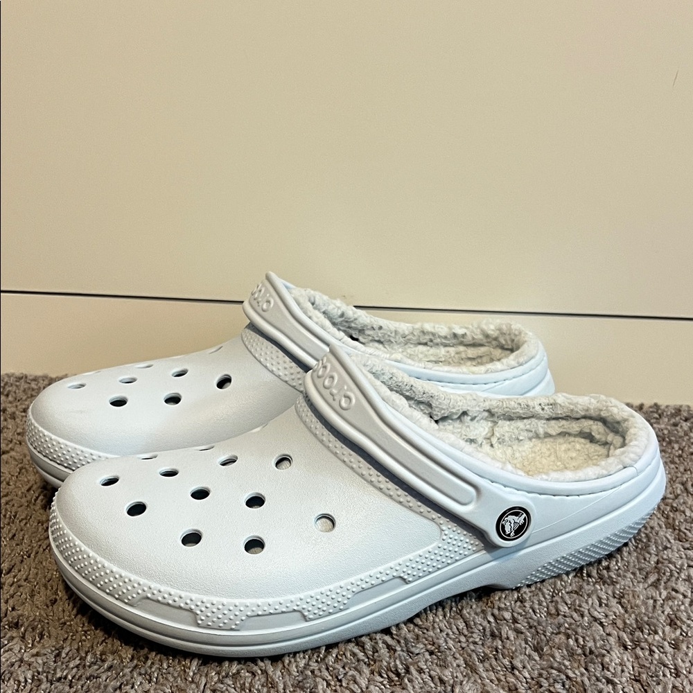 CROCS Kids White Fleece-Lined Slippers